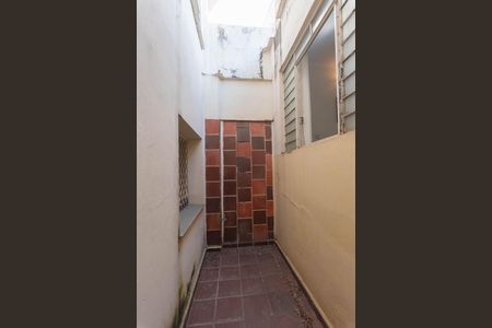 Casa à venda com 234m², 3 quartos e 5 vagas Casa à venda com 234m², 3 quartos e 5 vagasÁrea de Luz