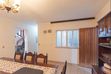 Casa à venda com 234m², 3 quartos e 5 vagas Casa à venda com 234m², 3 quartos e 5 vagasSala de Jantar