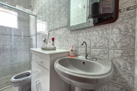 Casa à venda com 172m², 3 quartos e 2 vagasBanheiro
