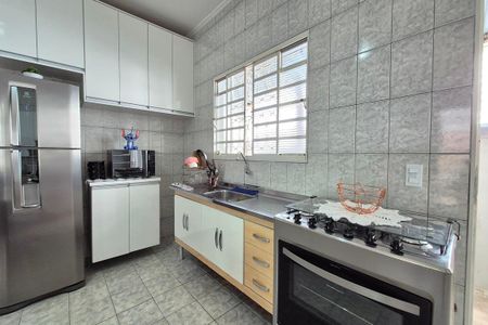 Casa à venda com 172m², 3 quartos e 2 vagasCozinha 