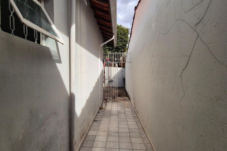 Casa à venda com 172m², 3 quartos e 2 vagasCorredor 