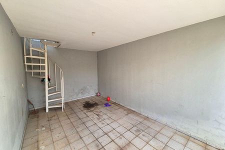 Casa à venda com 172m², 3 quartos e 2 vagasGaragem 