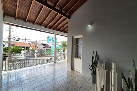Casa à venda com 172m², 3 quartos e 2 vagasVaranda da Sala 