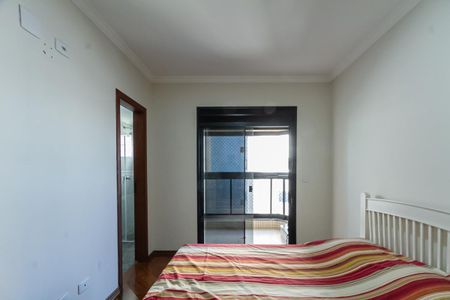 Apartamento à venda com 210m², 4 quartos e 3 vagas Apartamento à venda com 210m², 4 quartos e 3 vagasSuíte 4