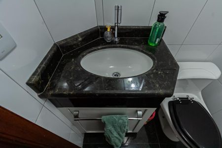 Apartamento à venda com 210m², 4 quartos e 3 vagas Apartamento à venda com 210m², 4 quartos e 3 vagasLavabo