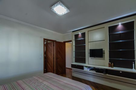 Apartamento à venda com 210m², 4 quartos e 3 vagas Apartamento à venda com 210m², 4 quartos e 3 vagasSuíte 3
