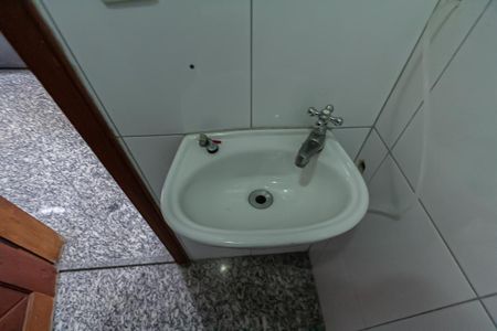 Apartamento à venda com 210m², 4 quartos e 3 vagas Apartamento à venda com 210m², 4 quartos e 3 vagasBanheiro de serviço