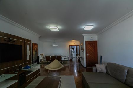 Apartamento à venda com 210m², 4 quartos e 3 vagas Apartamento à venda com 210m², 4 quartos e 3 vagasSala