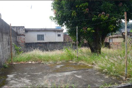 Casa à venda com 163m², 1 quarto e 1 vagaQuintal