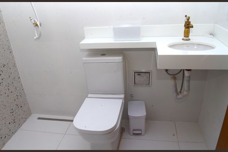 Casa à venda com 163m², 1 quarto e 1 vagaBanheiro da Suíte