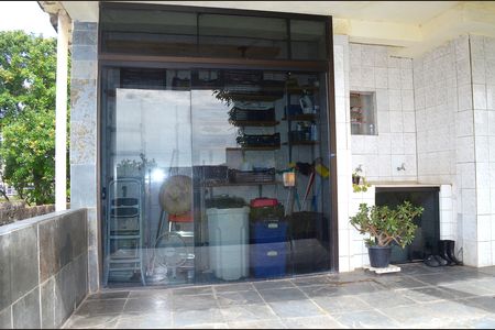 Casa à venda com 163m², 1 quarto e 1 vagaÁrea de Serviço