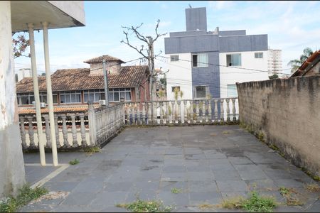 Casa à venda com 163m², 1 quarto e 1 vagaÁrea externa