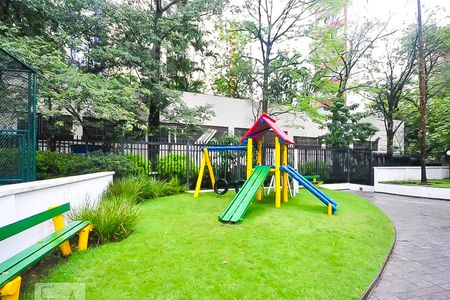 Apartamento à venda com 97m², 3 quartos e 2 vagasÁrea comum - Playground