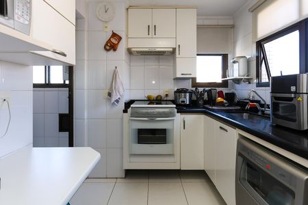 Apartamento à venda com 97m², 3 quartos e 2 vagasCozinha