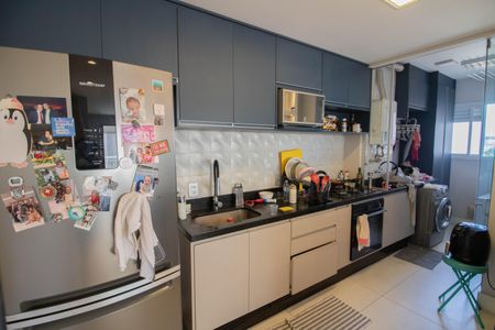 Apartamento à venda com 105m², 3 quartos e 2 vagas Apartamento à venda com 105m², 3 quartos e 2 vagasCOZINHA