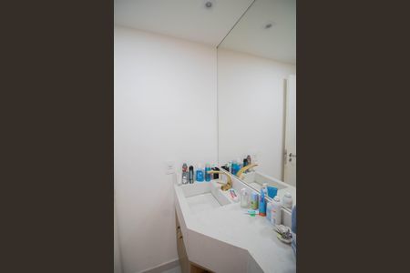 Apartamento à venda com 105m², 3 quartos e 2 vagas Apartamento à venda com 105m², 3 quartos e 2 vagasBANHEIRO DA SUÍTE
