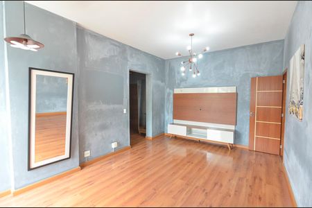 Apartamento à venda com 72m², 2 quartos e sem vaga Apartamento à venda com 72m², 2 quartos e sem vagaSala