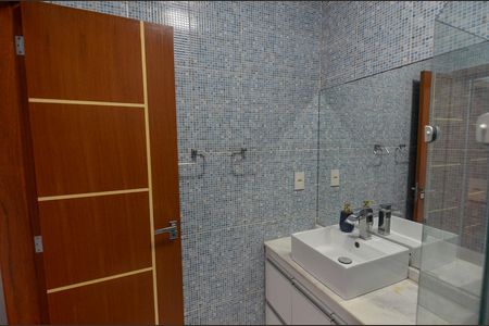 Apartamento à venda com 72m², 2 quartos e sem vaga Apartamento à venda com 72m², 2 quartos e sem vagaBanheiro