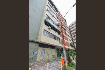 Apartamento à venda com 72m², 2 quartos e sem vaga Apartamento à venda com 72m², 2 quartos e sem vagaFachada