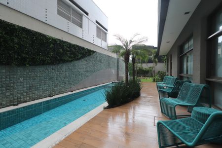 Studio à venda com 25m², 1 quarto e sem vaga Studio à venda com 25m², 1 quarto e sem vagaÁrea comum - Piscina