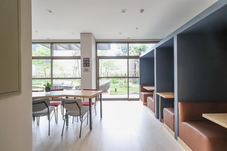 Studio à venda com 25m², 1 quarto e sem vaga Studio à venda com 25m², 1 quarto e sem vagaCoworking
