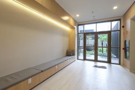 Studio à venda com 25m², 1 quarto e sem vaga Studio à venda com 25m², 1 quarto e sem vagaHall social