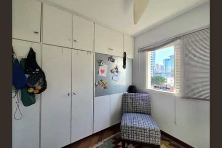 Apartamento à venda com 94m², 3 quartos e 1 vagaQuarto 2