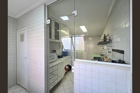 Apartamento à venda com 94m², 3 quartos e 1 vagaÁrea de Serviço
