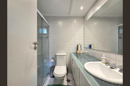 Apartamento à venda com 94m², 3 quartos e 1 vagaBanheiro Social
