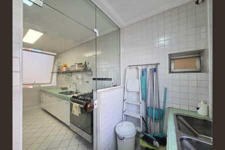 Apartamento à venda com 94m², 3 quartos e 1 vagaÁrea de Serviço
