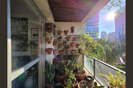 Apartamento à venda com 94m², 3 quartos e 1 vagaVaranda