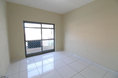 Apartamento para alugar com 70m², 2 quartos e 1 vagaSala