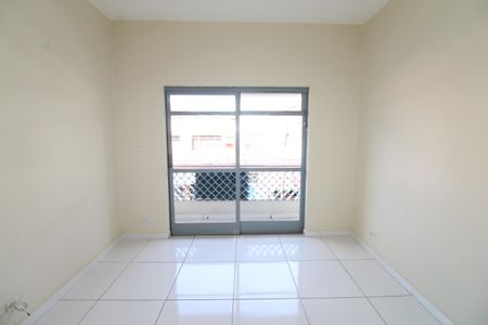 Apartamento para alugar com 70m², 2 quartos e 1 vagaSala
