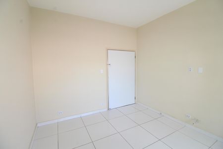 Apartamento para alugar com 70m², 2 quartos e 1 vagaSala