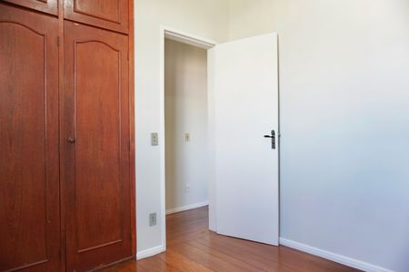 Apartamento à venda com 97m², 3 quartos e 1 vagaQuarto 2