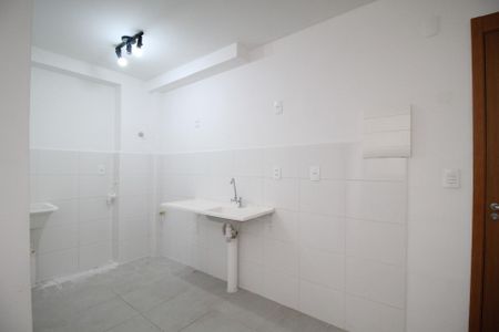 Apartamento à venda com 37m², 2 quartos e sem vagaCozinha e Área de Serviço