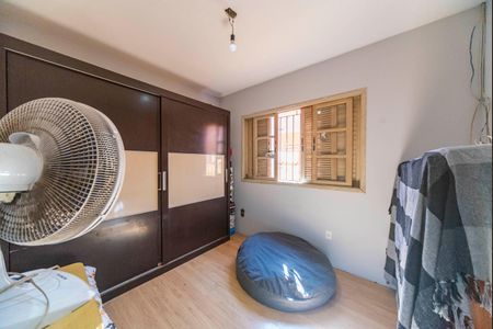 Casa à venda com 173m², 3 quartos e 2 vagas Casa à venda com 173m², 3 quartos e 2 vagasQuarto 2