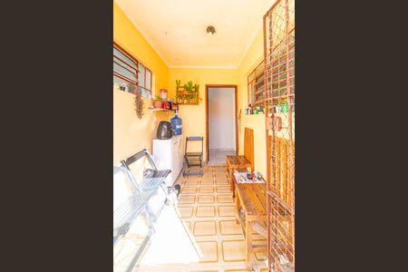 Casa à venda com 173m², 3 quartos e 2 vagas Casa à venda com 173m², 3 quartos e 2 vagasVaranda