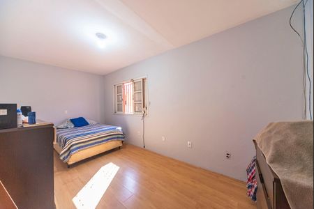 Casa à venda com 173m², 3 quartos e 2 vagas Casa à venda com 173m², 3 quartos e 2 vagasQuarto 1