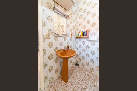 Casa à venda com 173m², 3 quartos e 2 vagas Casa à venda com 173m², 3 quartos e 2 vagasBanheiro do Quarto 3