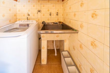 Casa à venda com 173m², 3 quartos e 2 vagas Casa à venda com 173m², 3 quartos e 2 vagasÁrea de Serviço