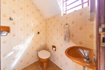 Casa à venda com 173m², 3 quartos e 2 vagas Casa à venda com 173m², 3 quartos e 2 vagasBanheiro de serviço