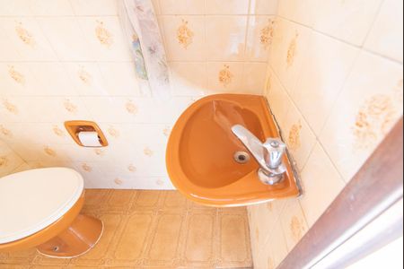 Casa à venda com 173m², 3 quartos e 2 vagas Casa à venda com 173m², 3 quartos e 2 vagasBanheiro de serviço
