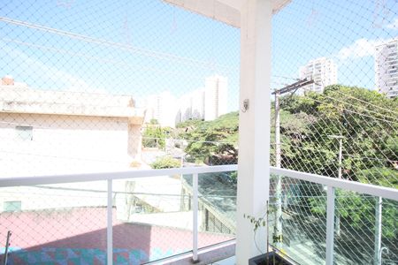 Varanda Suíte 1 de casa à venda com 3 quartos, 227m² em Vila Suzana, São Paulo