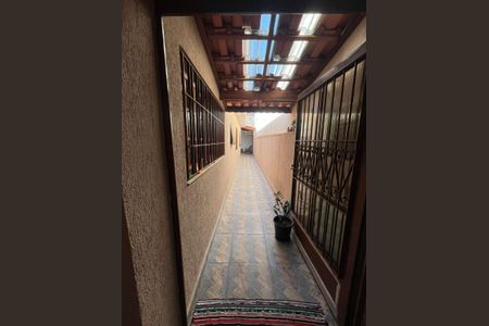 Corredor de casa à venda com 3 quartos, 160m² em Jardim Aricanduva, São Paulo