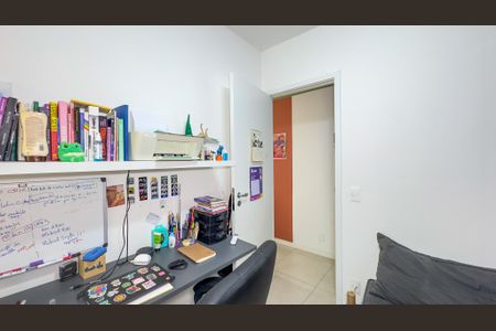 Apartamento à venda com 47m², 2 quartos e 1 vagaEscritório
