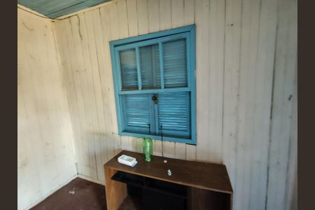 Sala de casa à venda com 2 quartos, 300m² em Espírito Santo, Porto Alegre