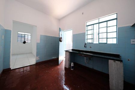Cozinha e Área de Serviço de casa para alugar com 1 quarto, 50m² em Vila Cisper, São Paulo