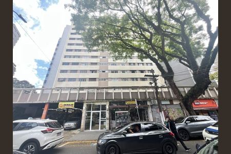 Apartamento à venda com 83m², 3 quartos e sem vaga Apartamento à venda com 83m², 3 quartos e sem vagaFachada