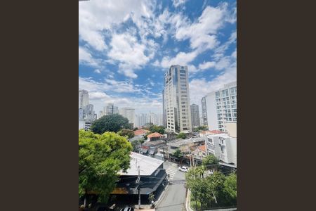 Apartamento à venda com 83m², 3 quartos e sem vaga Apartamento à venda com 83m², 3 quartos e sem vagaVista